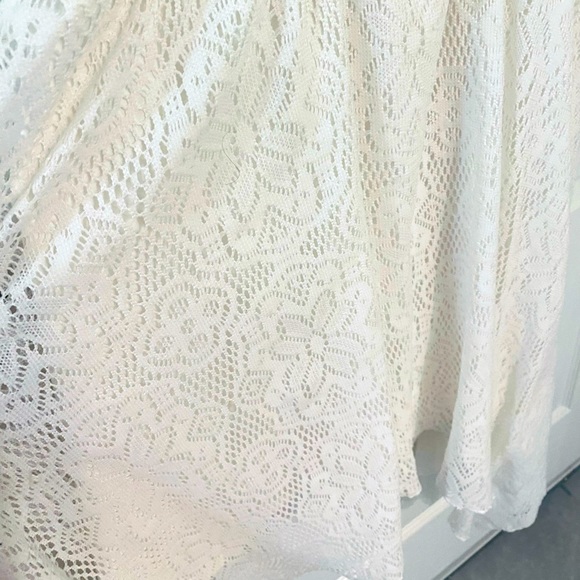 💕Francesca’s White Lace Dress - Picture 2 of 7